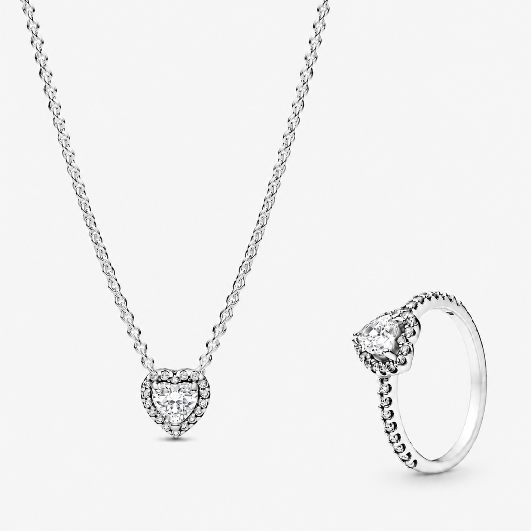 Conjunto Anillo y Collar Corazones
