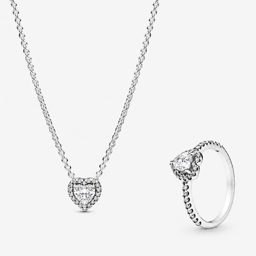 Conjunto Anillo y Collar Corazones