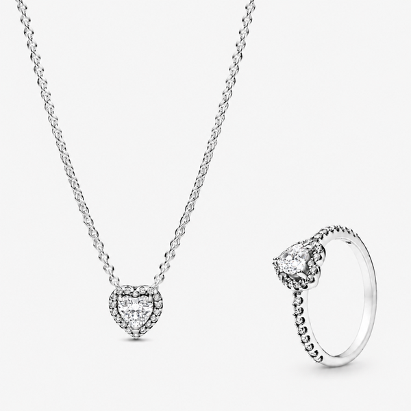 Conjunto Anillo y Collar Corazones